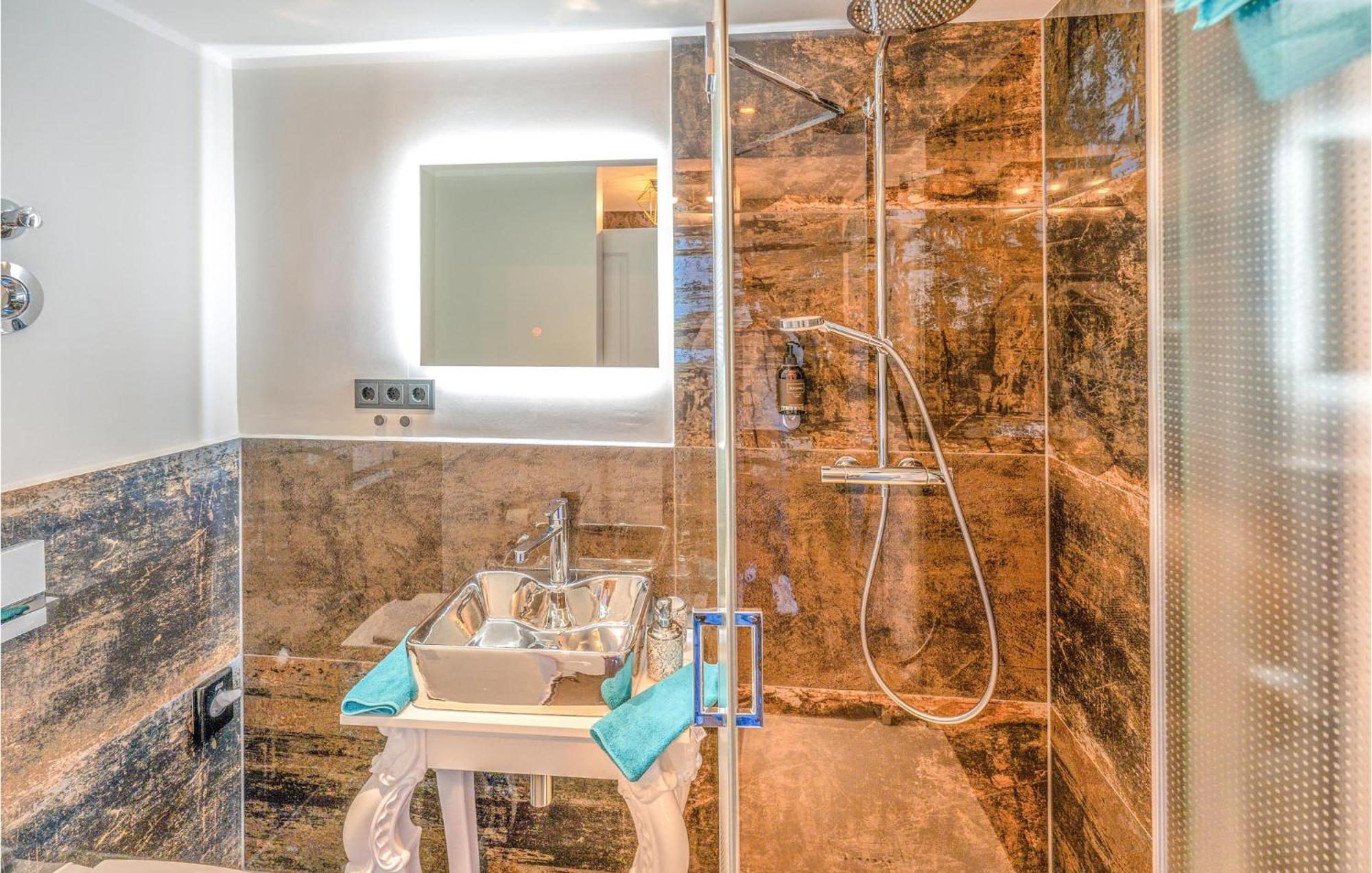 Stunning Apartment In Mettmann With Wifi Dış mekan fotoğraf